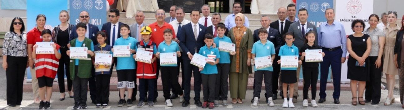 Toroslar'ın Sağlık Elçileri Belgelerini Aldı