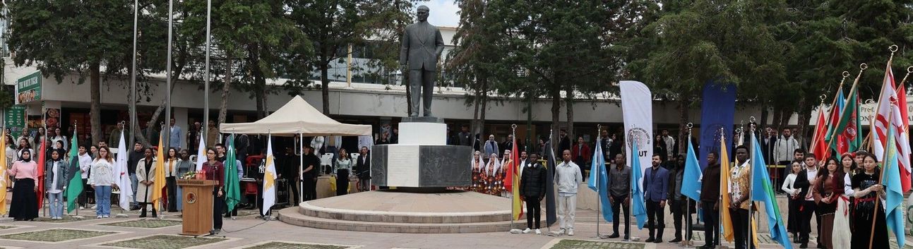 Mersin Üniversitesi’nde “Yörüklerin İzinde” Sergisiyle Nevruz Kutlaması