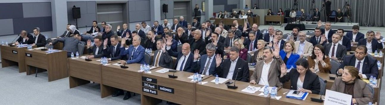 Başkan Seçer: 'Mersin'e en iyi şekilde hizmet etmeye devam edeceğiz'
