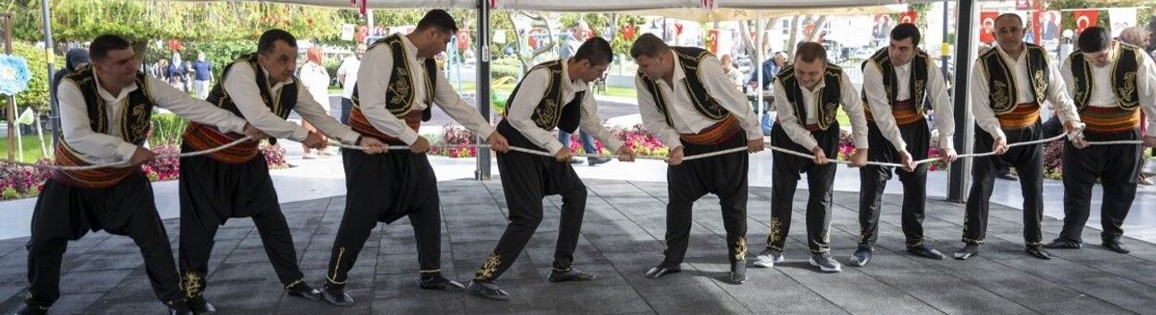 Mersin'de Engelliler Haftasında 60 vatandaşa akülü sandalye desteği