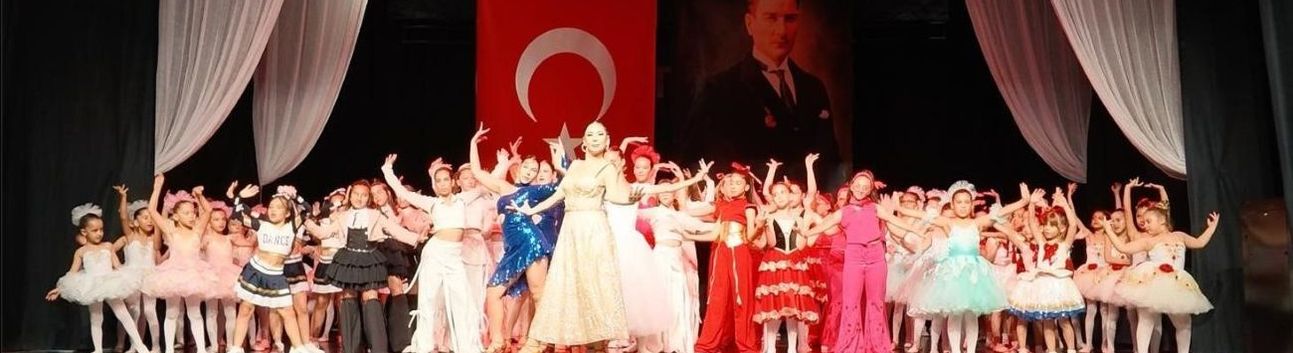Aylar süren emek sahnede alkış aldı